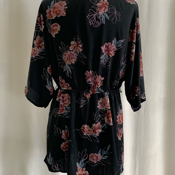 JESSICA SIMPSON SZ Lg FLORAL LOW-CUT BELTED TUNIC - Picture 15 of 15